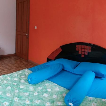 Homestay Triniti Lembang Rum bild