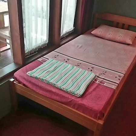 Homestay Triniti Lembang Exteriör bild