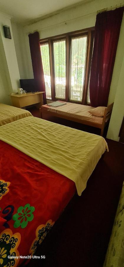 Homestay Triniti Lembang Exteriör bild