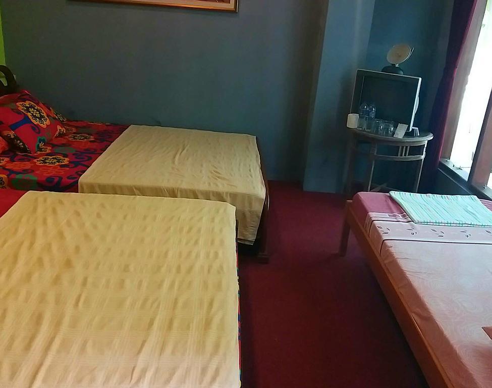 Homestay Triniti Lembang Exteriör bild