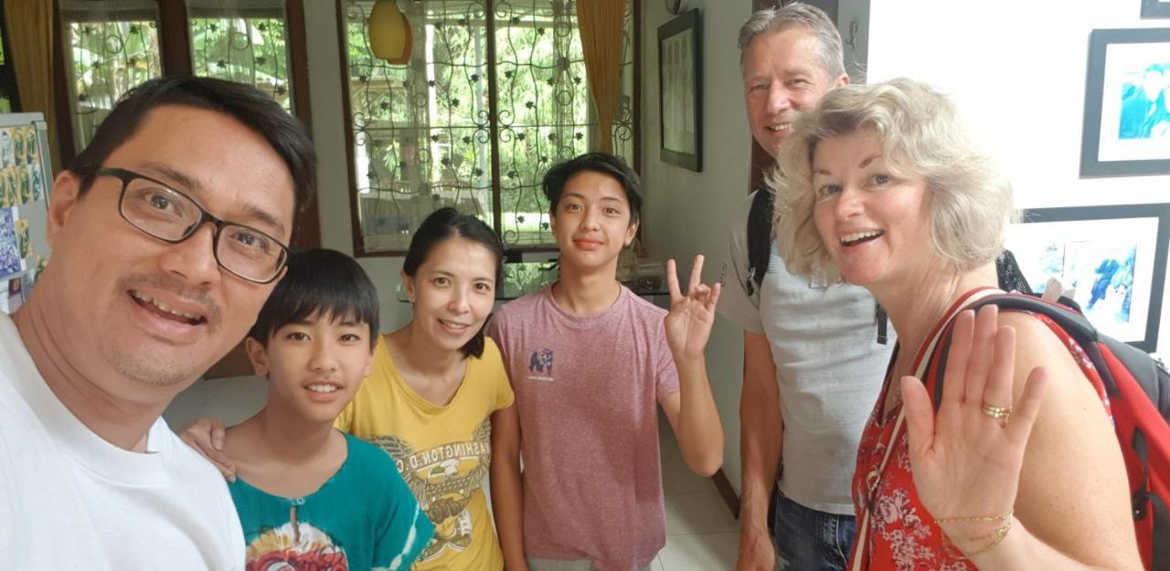 Homestay Triniti Lembang Exteriör bild